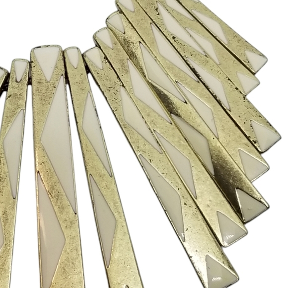 LUCKY BRAND CREAM ENAMEL & GOLD PADDLE FAN BIB STATEMENT LARIAT NECKLACE - Picture 7 of 11